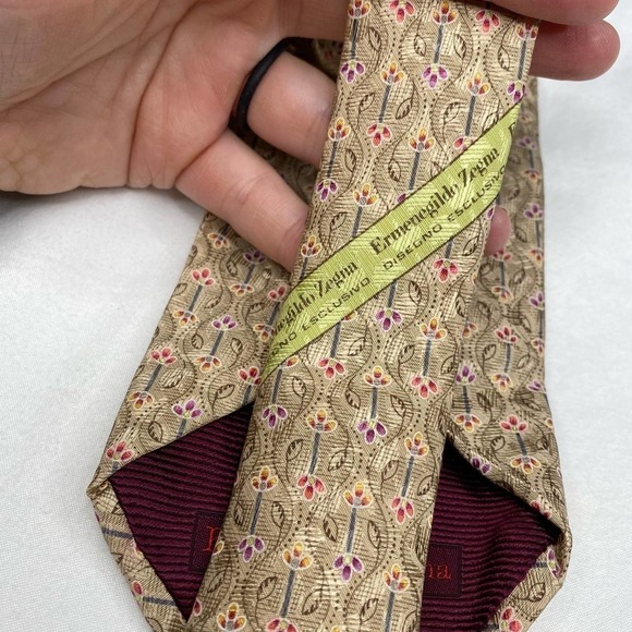 Ermenegildo Zegna Men's Tan Multi-colorful Tulip Floral 100% Silk Tie - Picture 2 of 5
